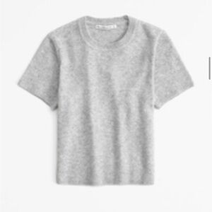 Abercrombie crew sweater tee. Size small, new with tags